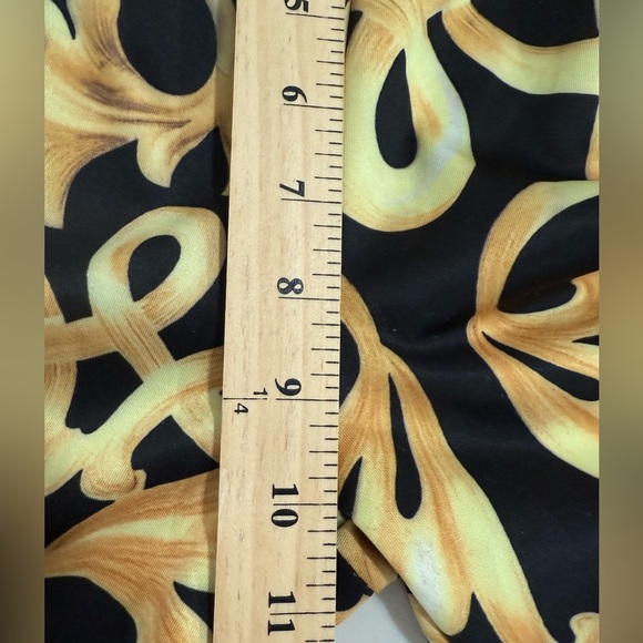 Mango USA 2 Pc Suit with pineapple embroidered sequins Size L - Picture 10 of 11